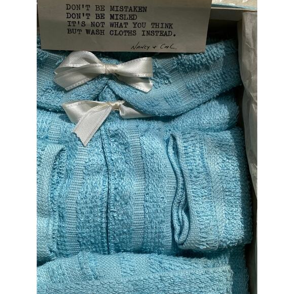 Vintage Folded Terry Washcloths folded to look like baby hat and shirt unused - Picture 5 of 10